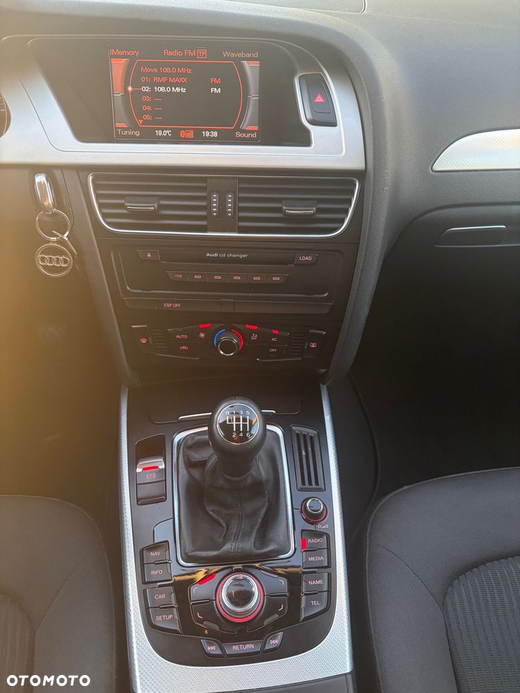 Audi A4 Avant - 8
