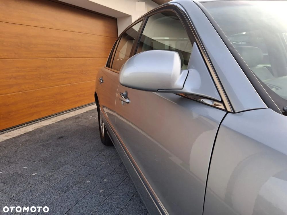 Kia Opirus 3.5 V6 Sporty Elegance - 8