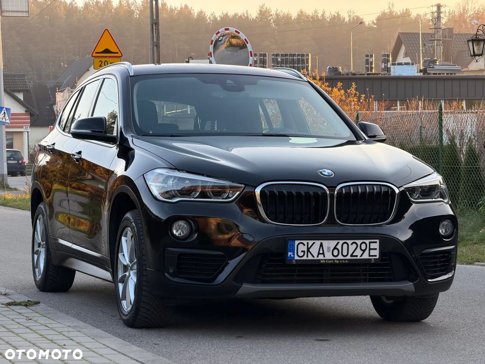 BMW X1 xDrive18d xLine - 8