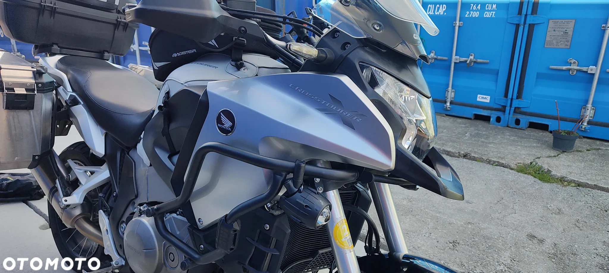 Honda VFR - 19