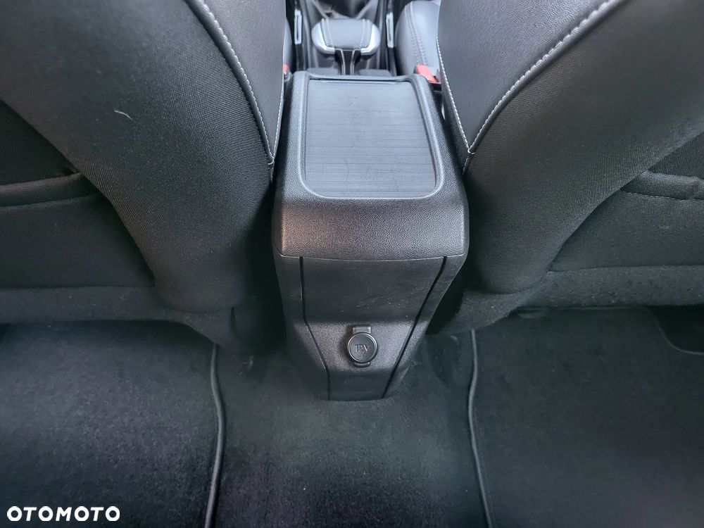 Peugeot 2008 1.2 Pure Tech Allure S&S - 34