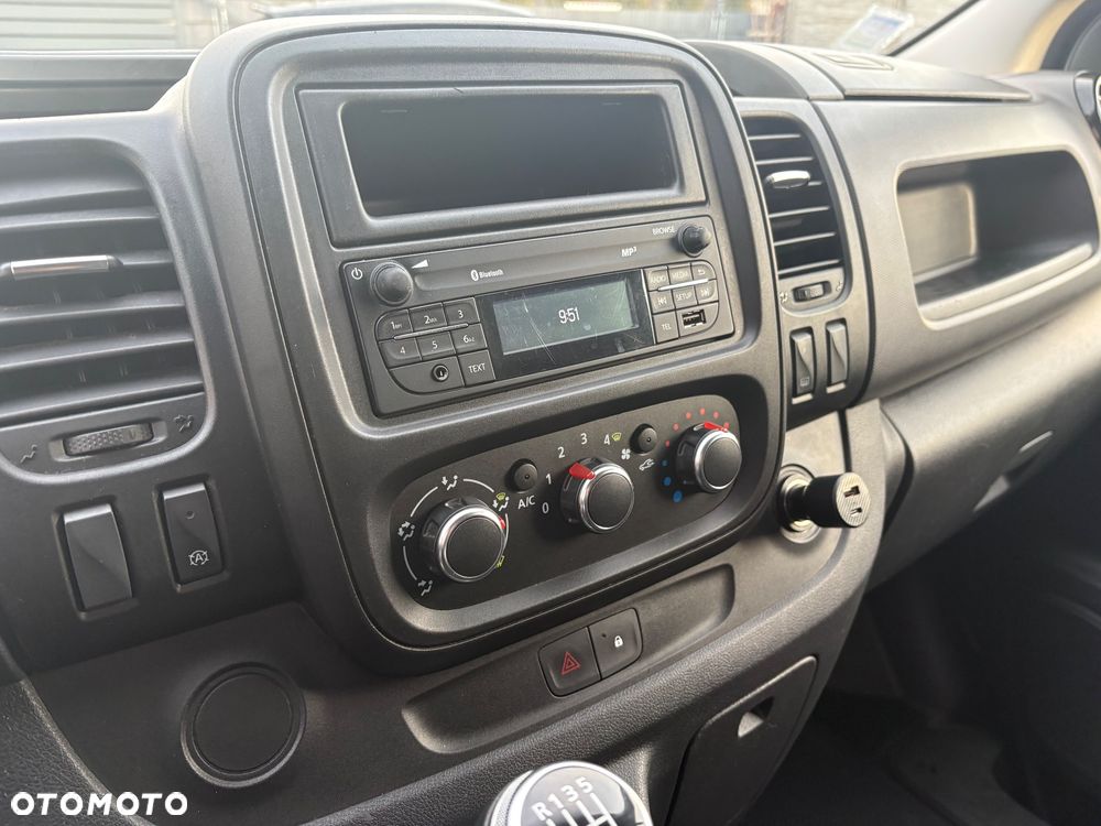 Renault Trafic - 8