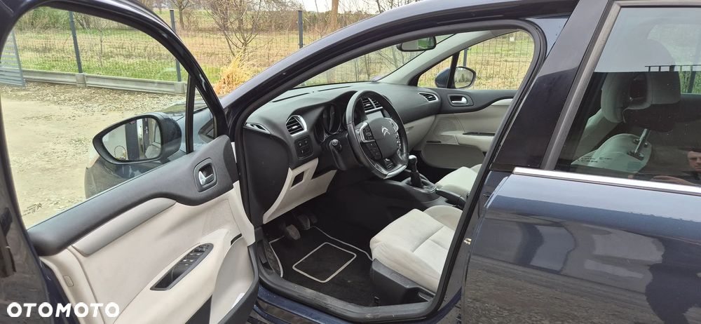 Citroën C4 VTi 120 Exclusive - 10