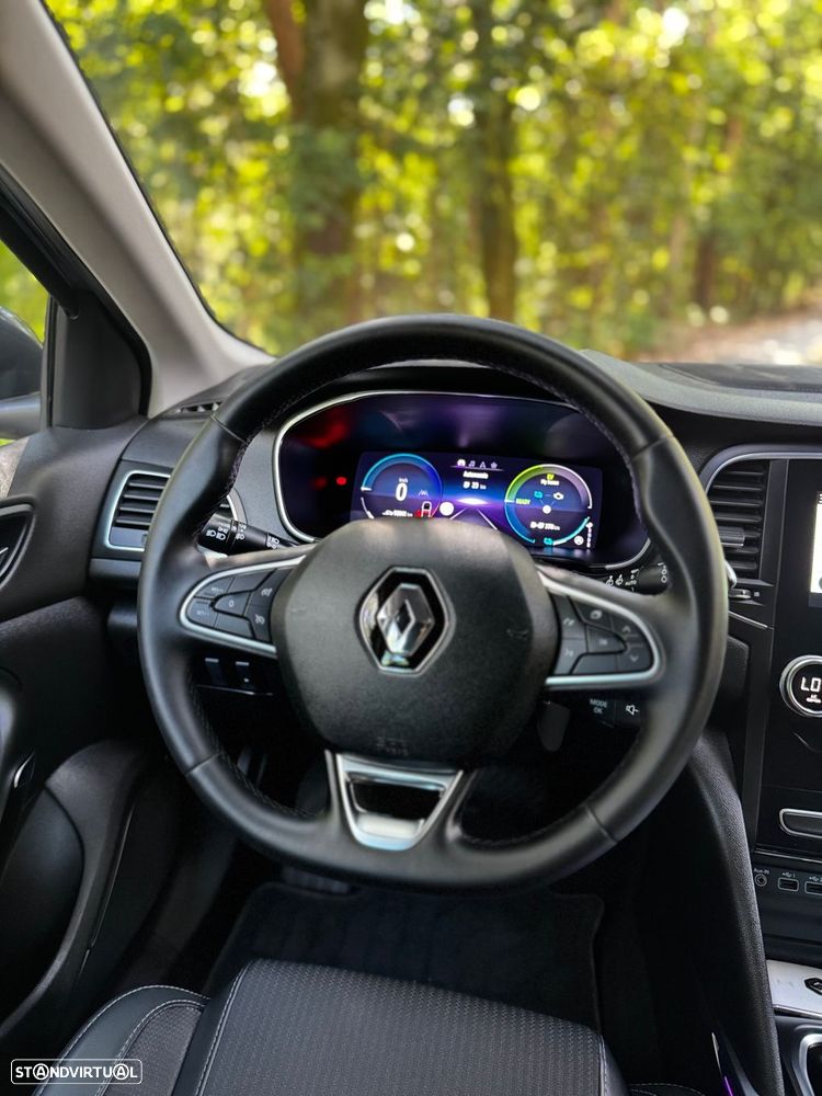 Renault Mégane Sport Tourer - 14