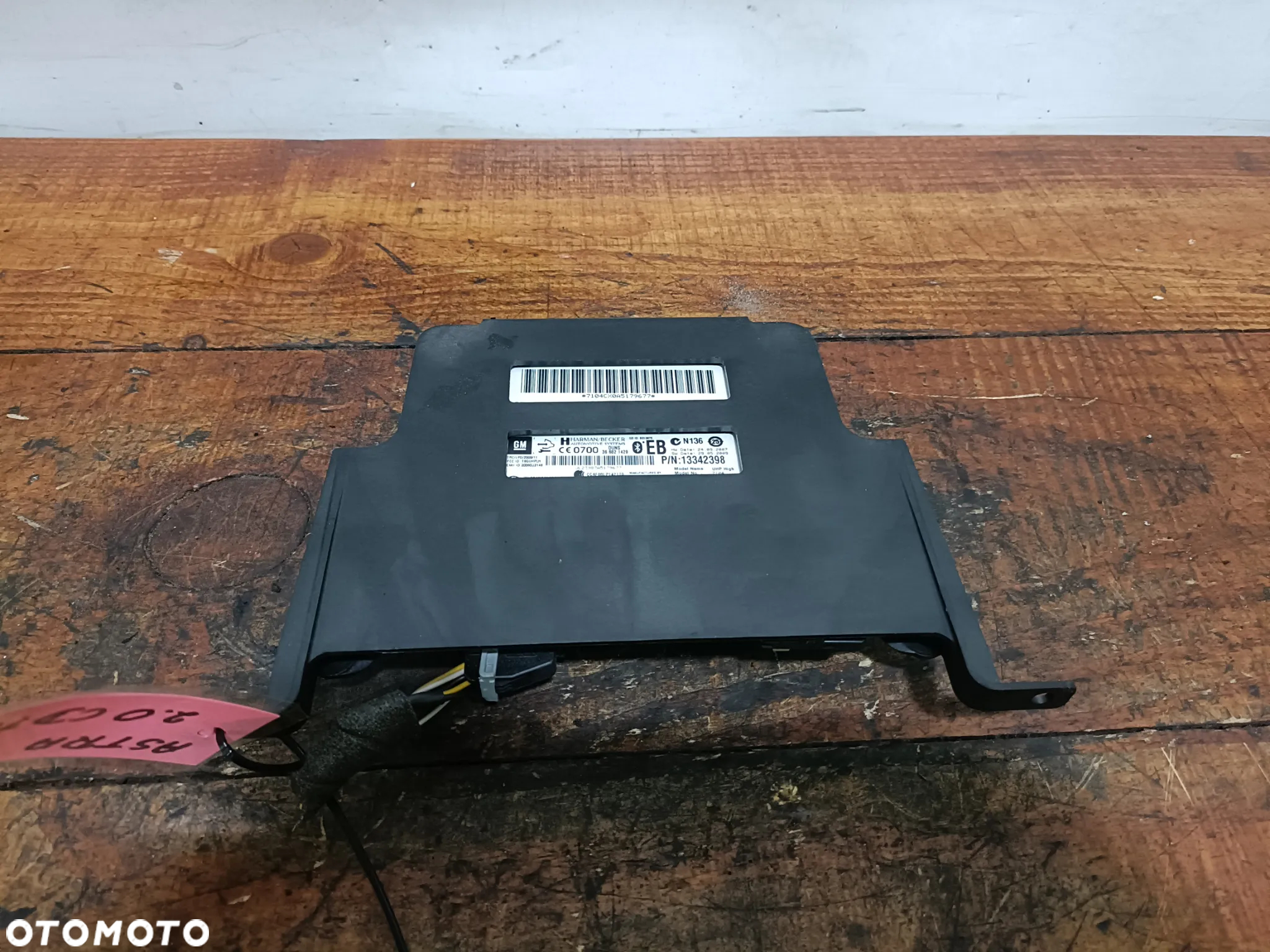 OPEL ASTRA IV J 09-19 2,0 CDTI moduł sterownik bluetooth 13342398 * - 3