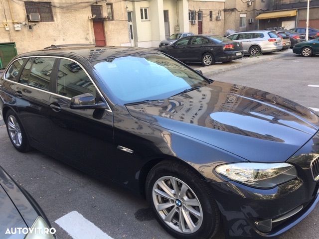 BMW Seria 5 525d Touring - 1