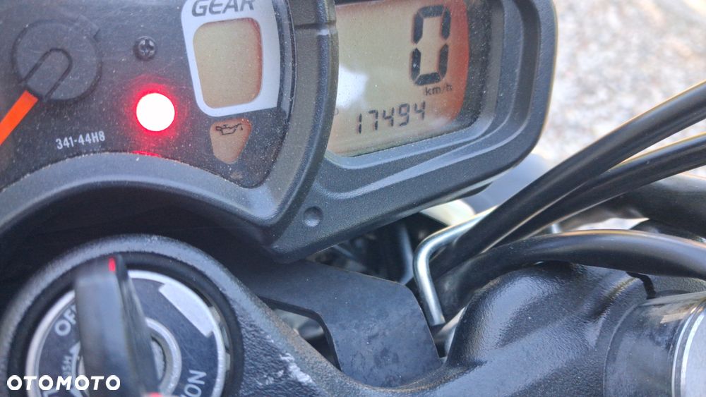 Suzuki Gladius - 8