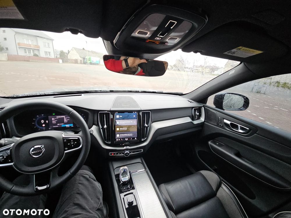 Volvo XC 60 B5 B AWD Ultimate Black Edition - 19