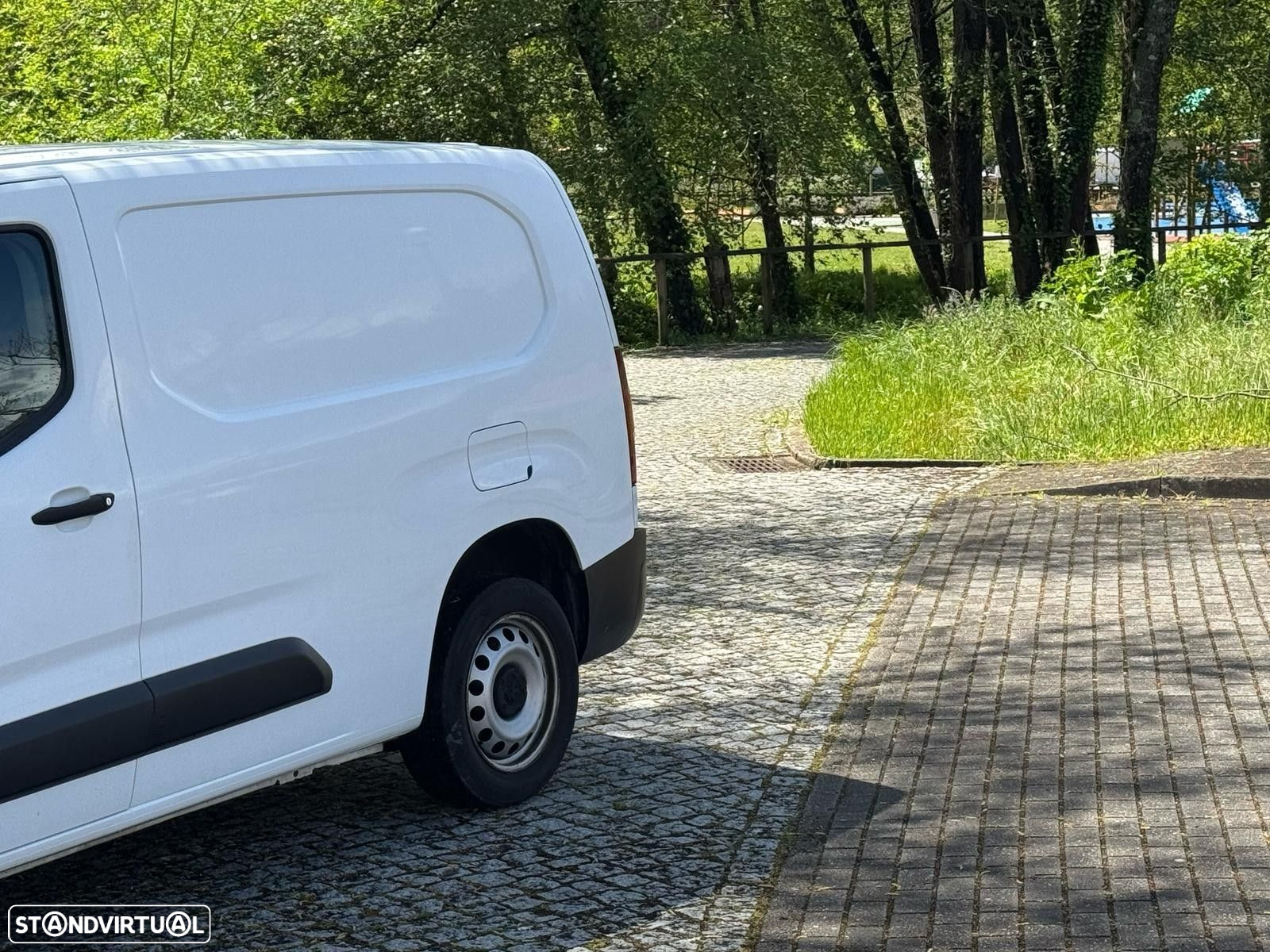 Peugeot Partner 1.5 BlueHDi Premium Longa - 3