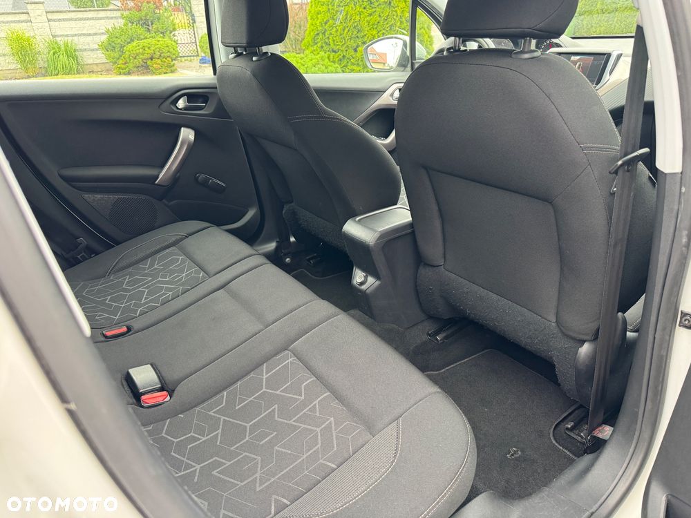 Peugeot 2008 120 VTI Allure - 11