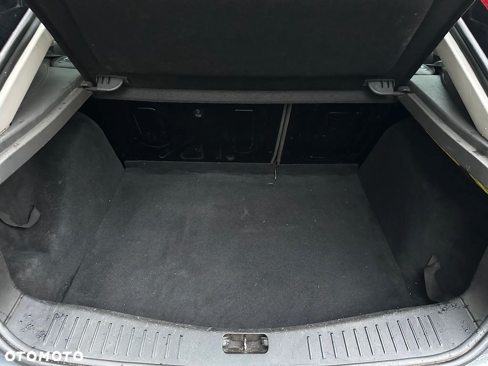 Ford Focus - 22