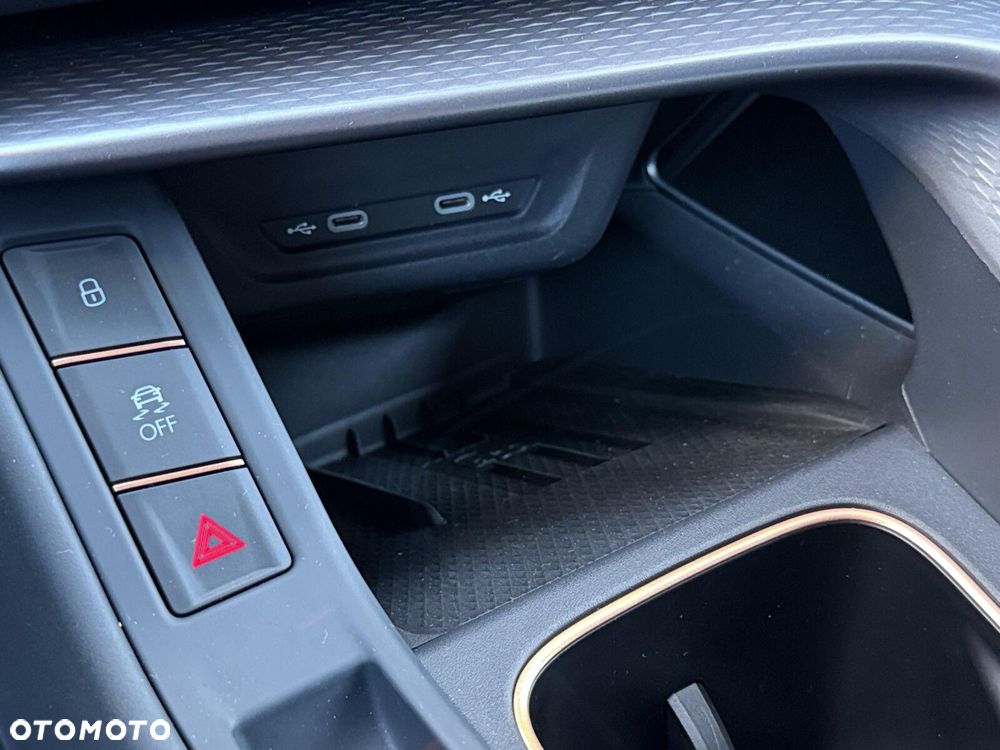 Cupra Terramar 1.5 eTSI mHEV DSG - 18