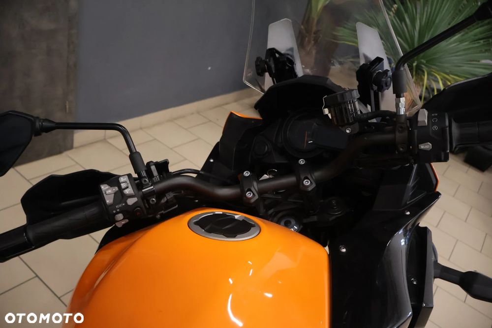 Kawasaki Versys 1000 - 9