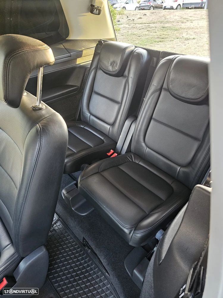 VW Sharan - 21