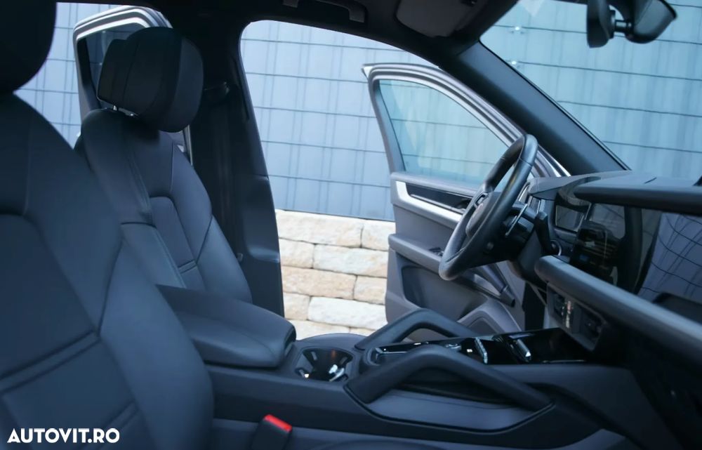 Porsche Cayenne E-Hybrid - 8