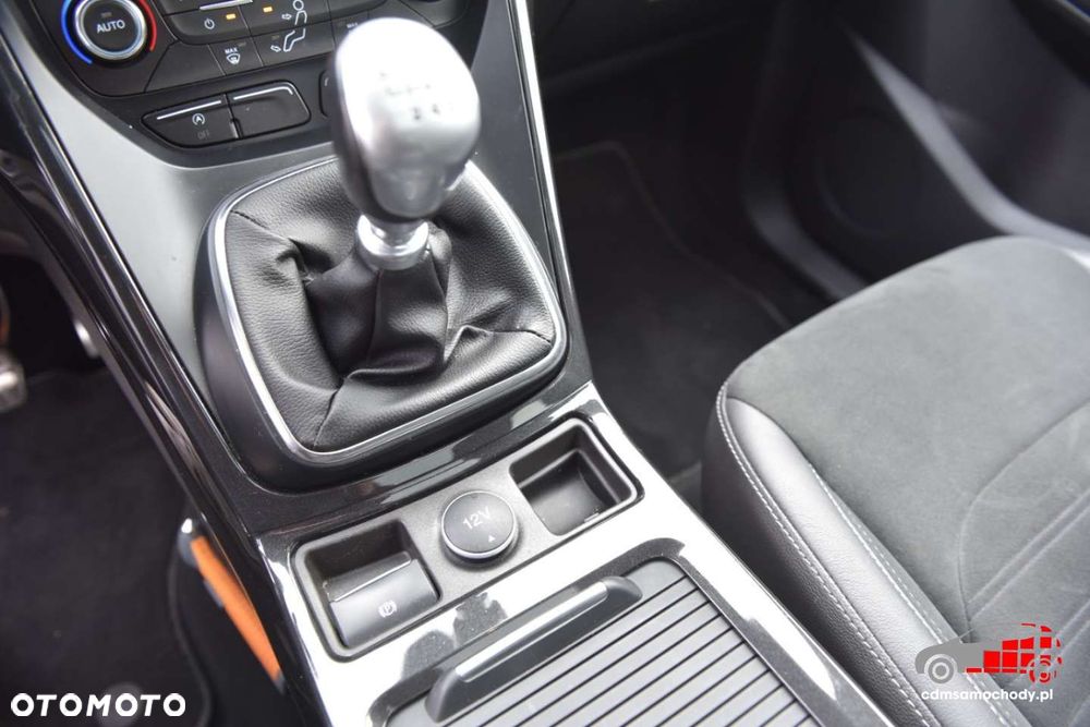 Ford Kuga - 31