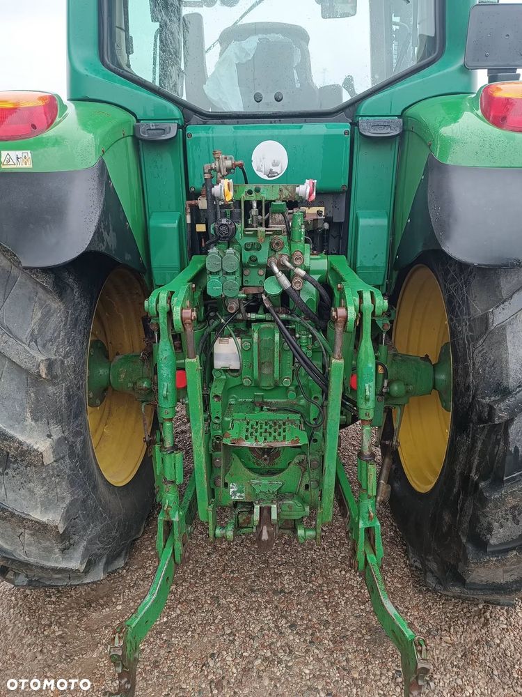 John Deere 6820 - 7
