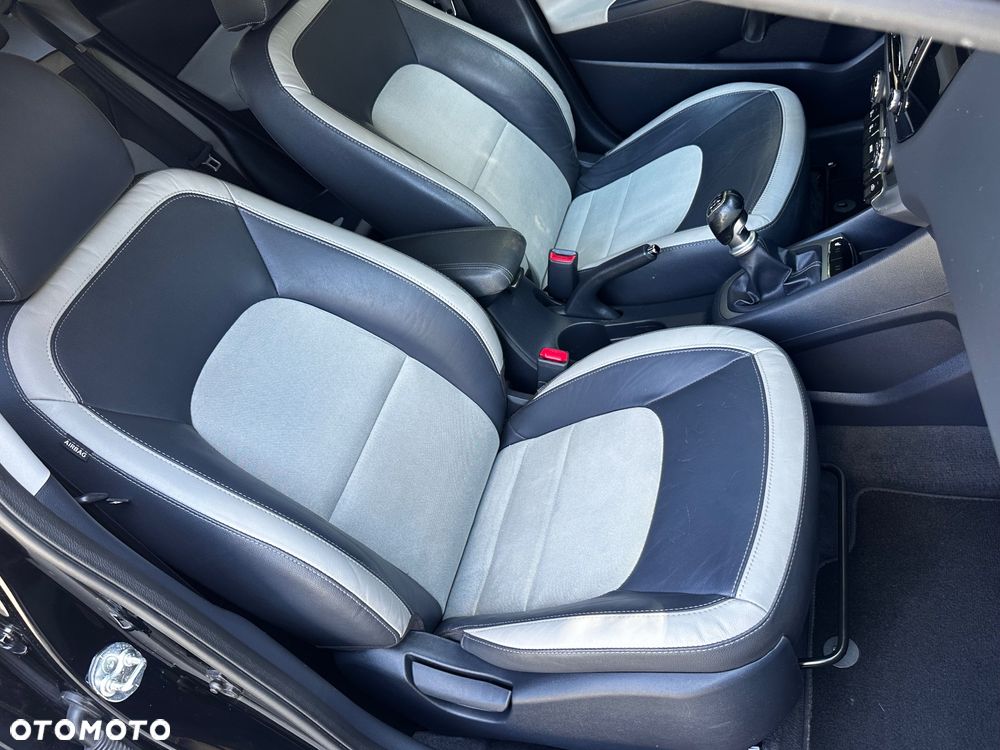 Kia Rio 1.4 CRDi 90 Platinum Edition - 30