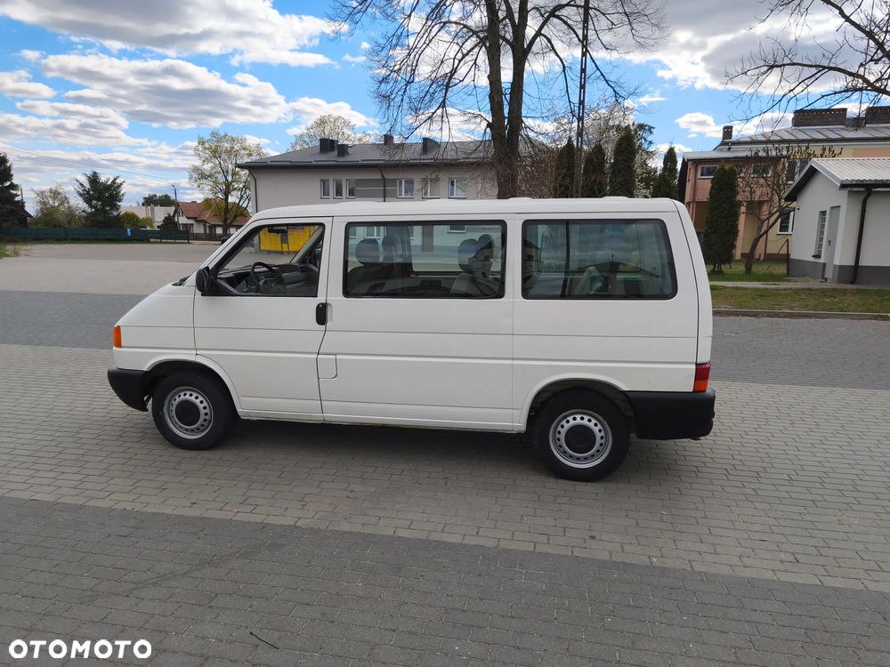 Volkswagen Transporter - 12