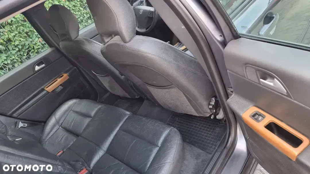 Volvo V50 1.8 Summum - 11