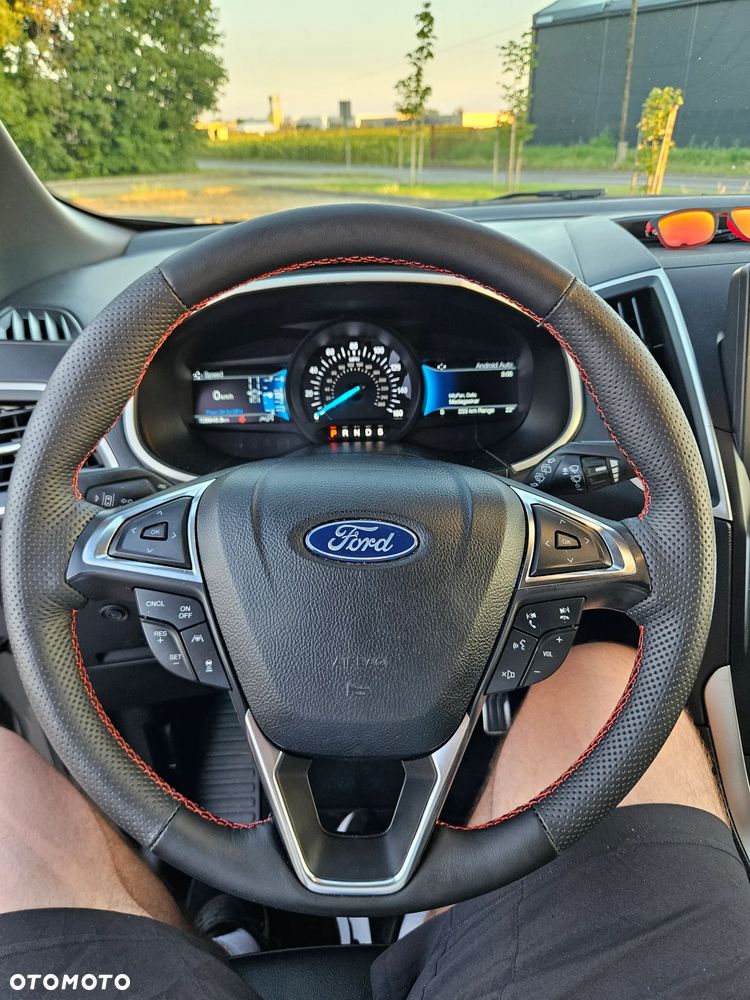 Ford Edge - 15