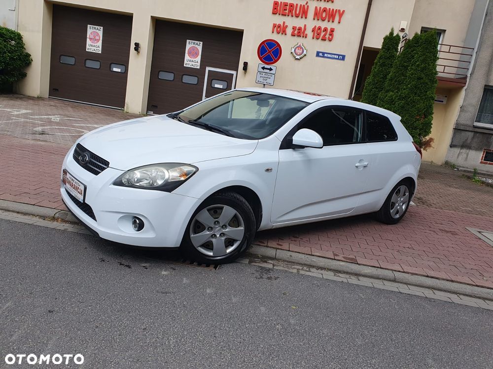 Kia ProCeed 1.6 CVVT LX - 18