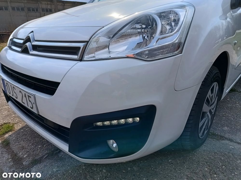 Citroën Berlingo 1.6 diesel Blue HDI 99kM, manual, 2016 rok EURO 6! STAN BARDZO DOBRY, PRZEBIEG GWARANTOWANY! - 16