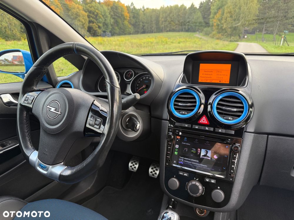 Opel Corsa 1.6 Turbo OPC - 17
