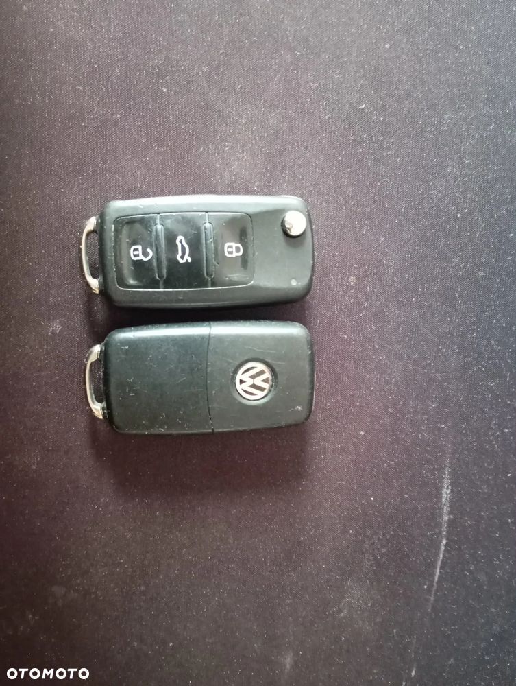 Volkswagen Golf - 26