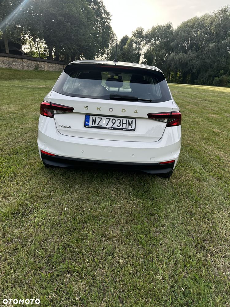 Skoda Fabia 1.0 Essence - 16
