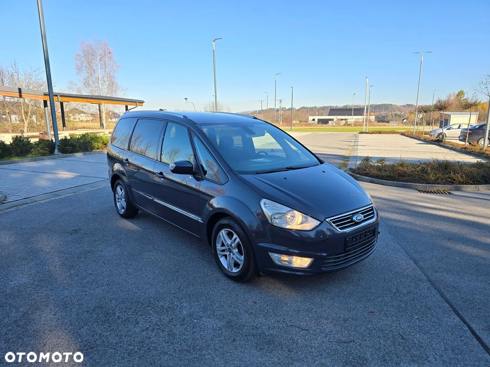 Ford Galaxy - 32