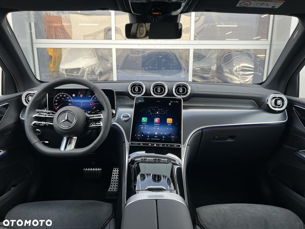 Mercedes-Benz GLC 220 d 4Matic 9G-TRONIC AMG Line Advanced - 16
