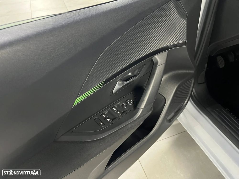 Peugeot 2008 1.2 PureTech Active Pack - 25