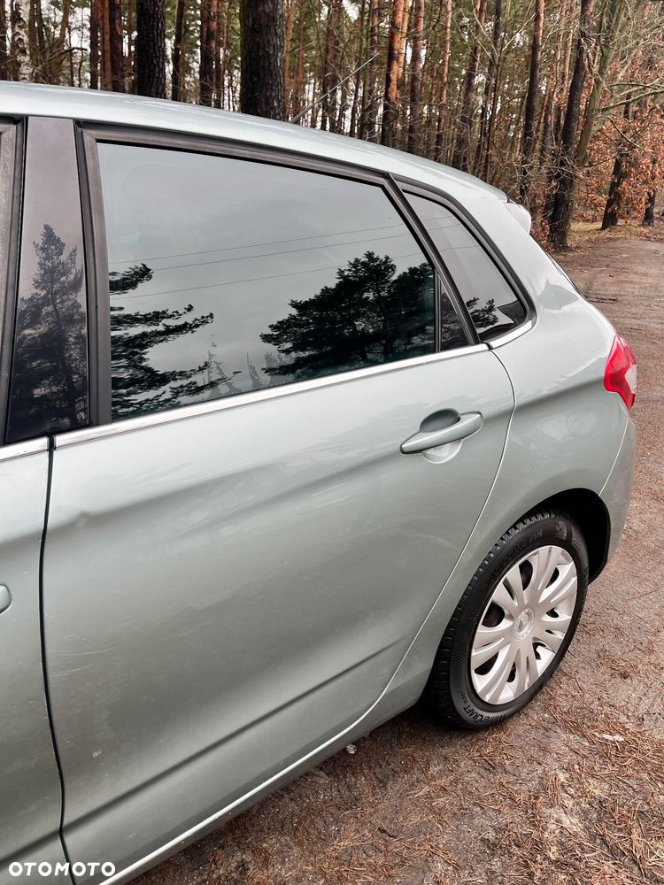 Citroën C4 1.6 VTi Attraction - 6