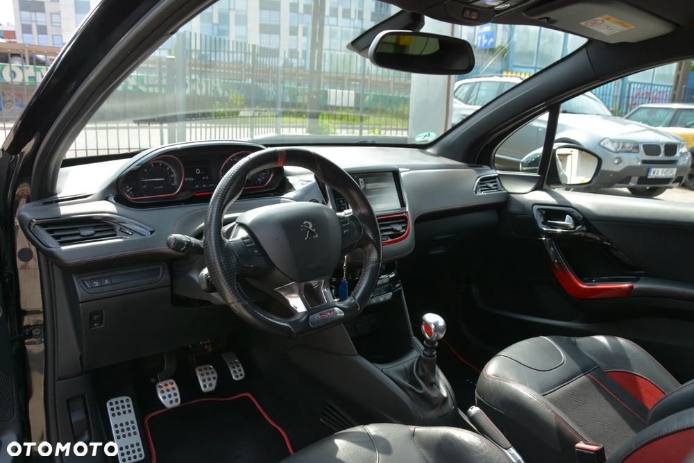 Peugeot 208 1.6 THP GTi - 7