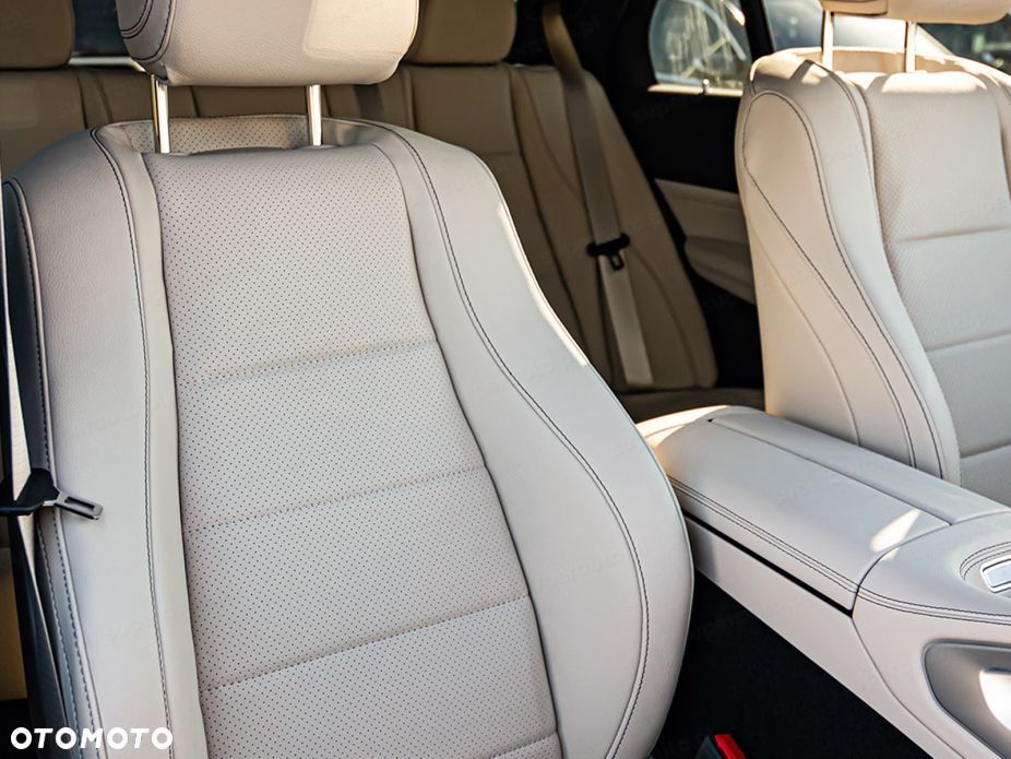 Mercedes-Benz GLE 300 d mHEV 4-Matic AMG Line - 8