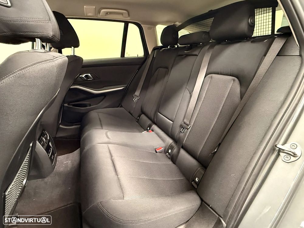 BMW 320 e Aut. Advantage - 9