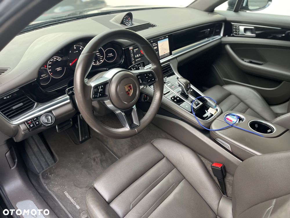 Porsche Panamera 4S Diesel - 13