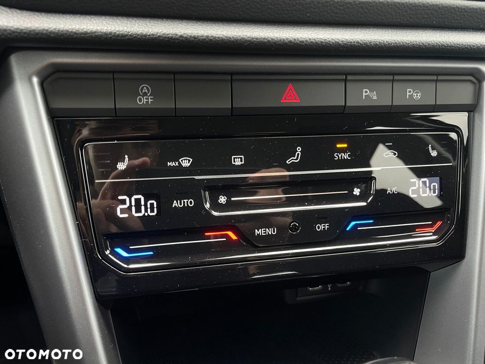 Volkswagen T-Roc 1.5 TSI Life Plus DSG - 22