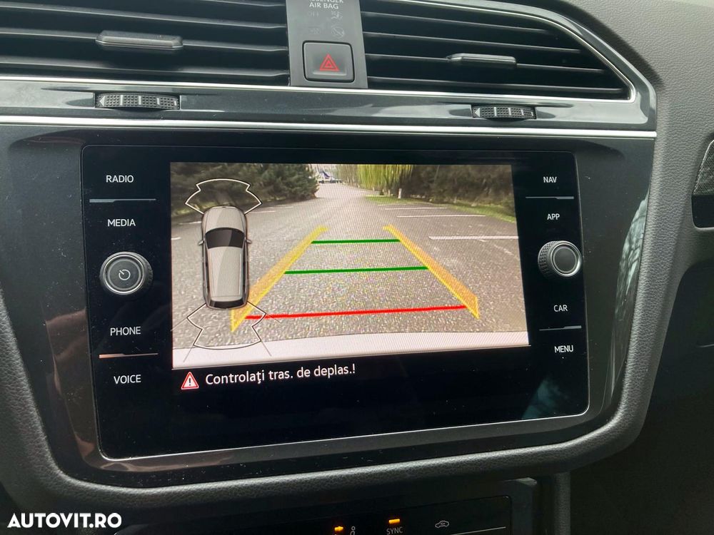 Volkswagen Tiguan 2.0 TDI SCR 4Motion DSG Highline - 17