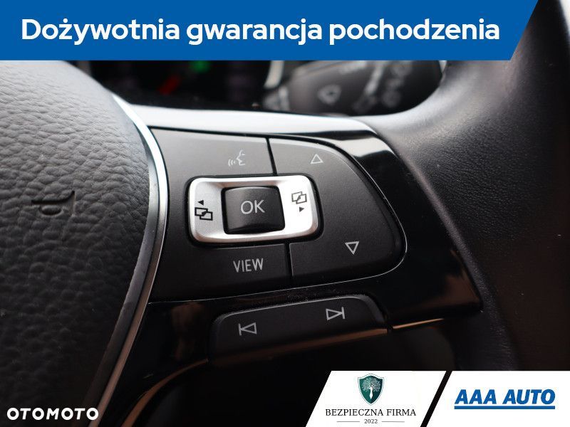 Volkswagen Tiguan - 20