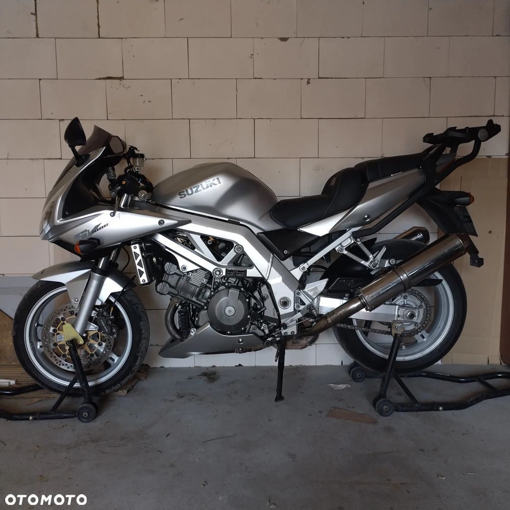 Suzuki SV - 4