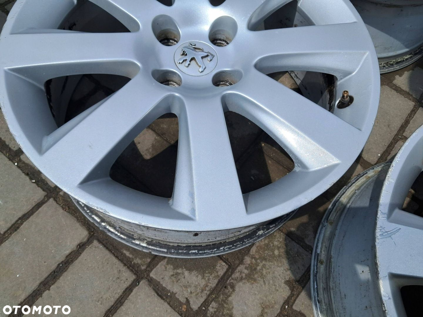 Peugeot 5008 FELGI Aluminiowe 18" 4x108 ET29 7J 9675496577 - 12