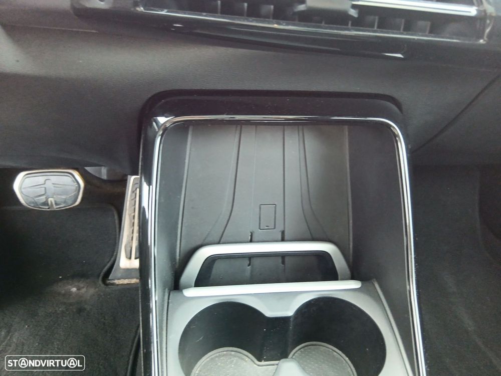 BMW 218 Active Tourer d Pack Desportivo M Auto - 18