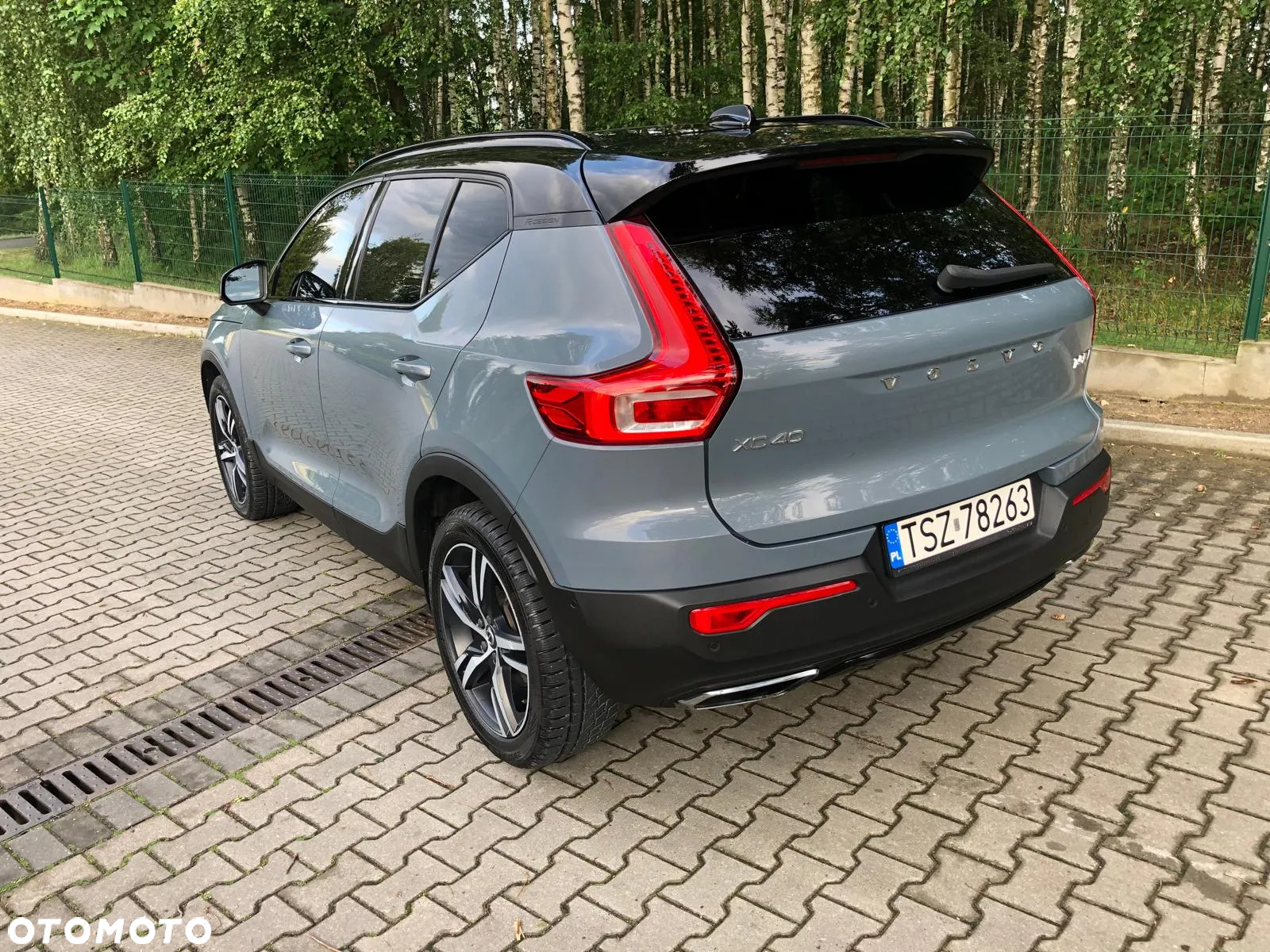 Volvo XC 40 T5 AWD R-Design - 8