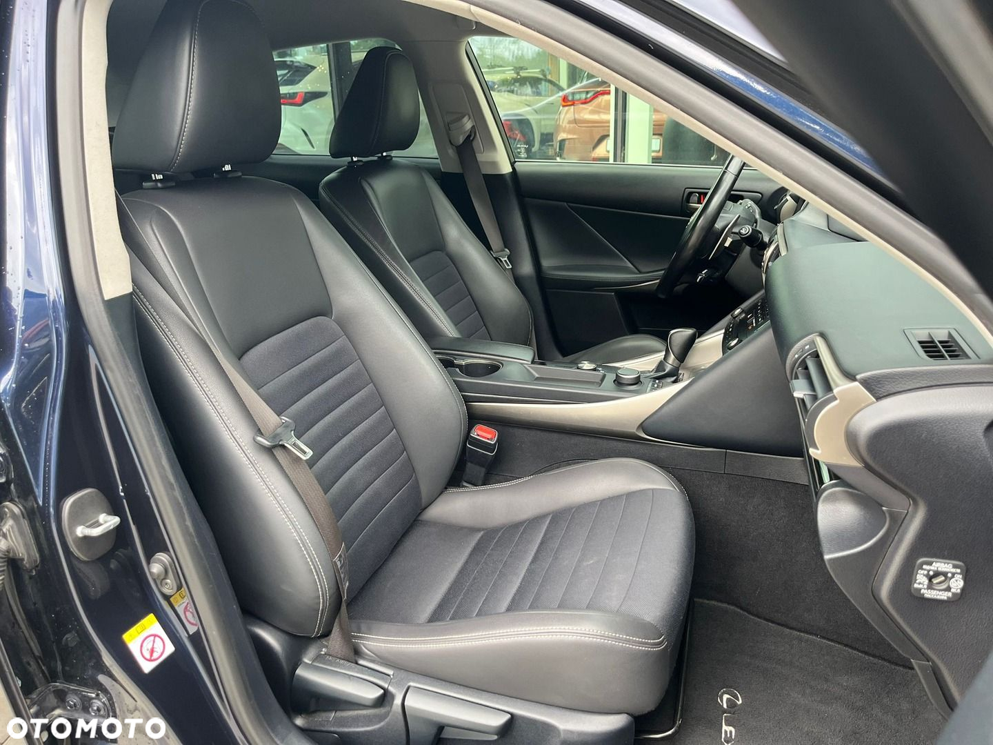 Lexus IS 200t Elegance - 22