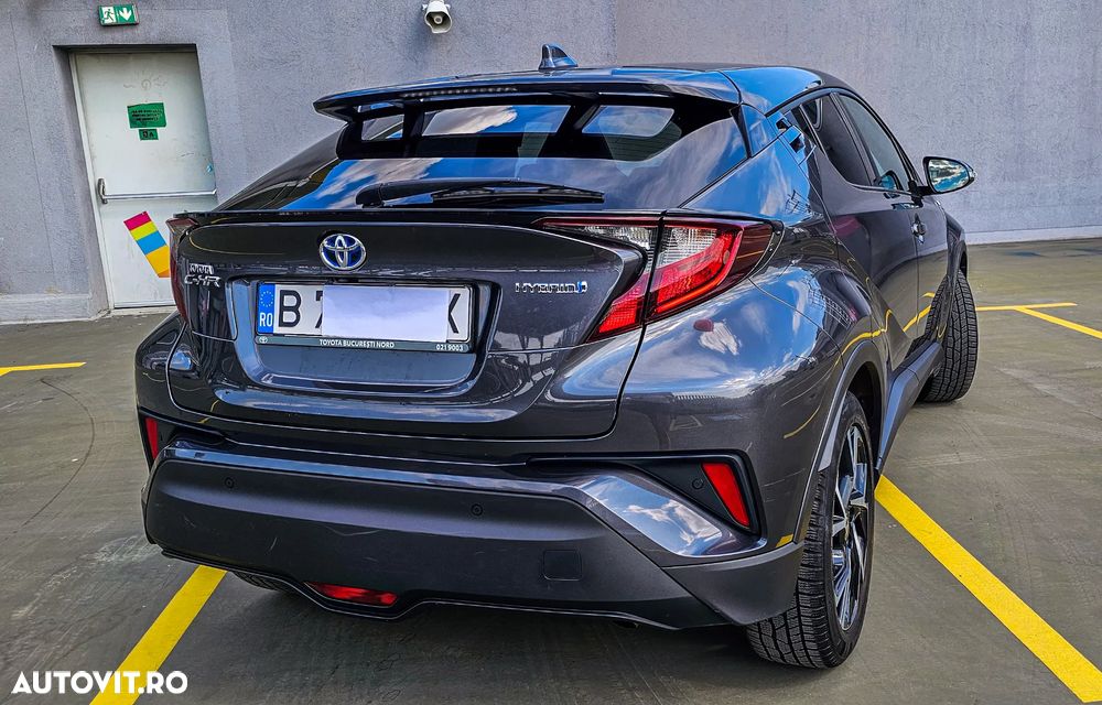 Toyota C-HR 1.8 HSD 122 CP 4x2 CVT Cult - 13