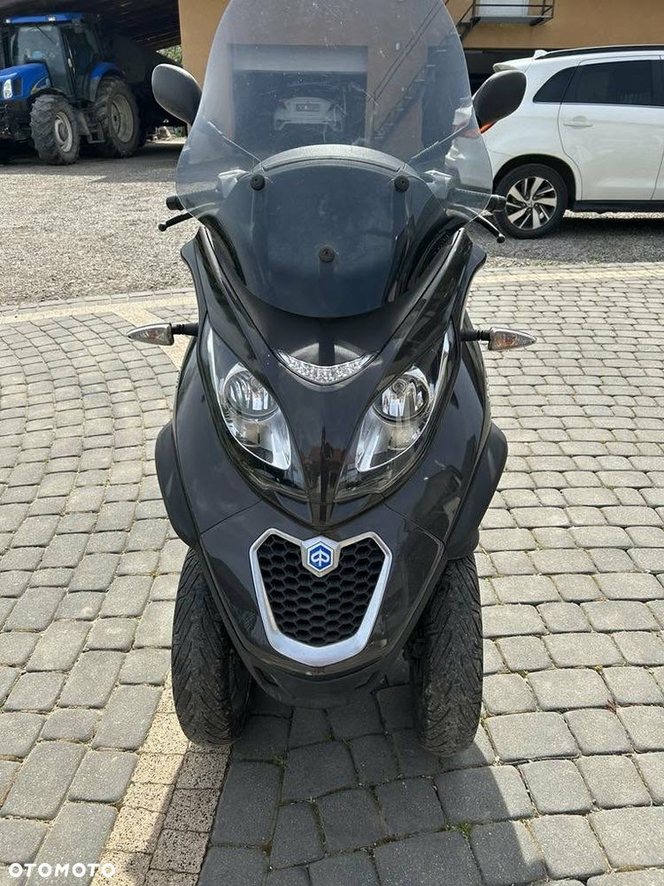Piaggio MP-3 - 3