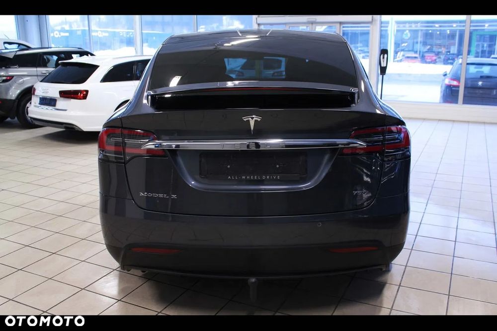 Tesla Model X Long Range Plus - 7