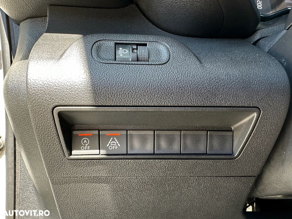 Toyota Proace 1.5 D-4D 102CP 6MT 4+1 L2 Comfort - 19